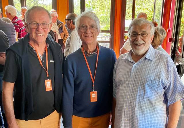 Trois présidents réunis. Jean-Pierre Lilas ( le nouveau), Jacques Raynal ( le sortant), Bernard Cabrol, (l’historique)