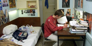 Beaucoup d'étudiants peinent à joindre les deux bouts chaque mois