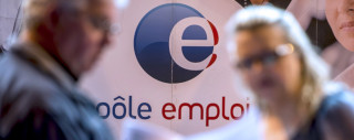 La précarité professionnelle a augmenté sous l'effet d'une hausse continue des embauches en CDD ou en intérim. - AFP
