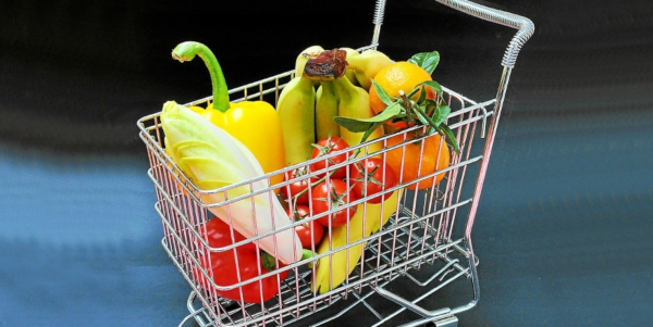  Le scorbut peut se développer en cas de carence en vitamine C, présente dans les fruits et légumes. Le scorbut peut se développer en cas de carence en vitamine C, présente dans les fruits et légumes.