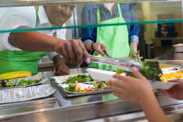 Projet de Loi "alimentation" : ce que ça pourrait changer dans votre assiette / iStock.com - Steve Debenport